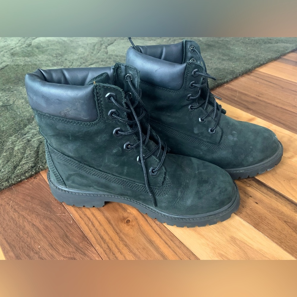 Boys Timberland Boots Size 5 M